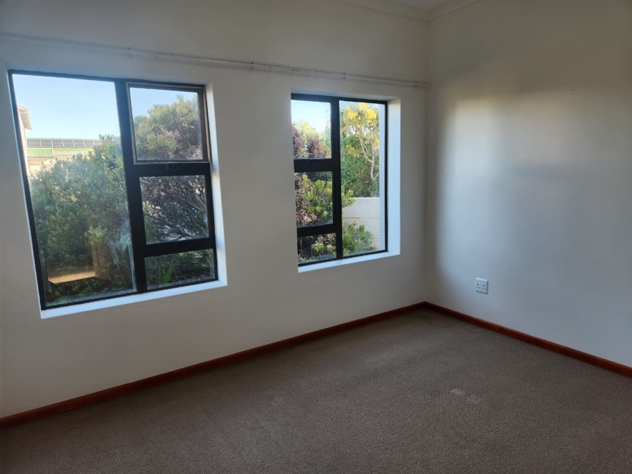 2 Bedroom Property for Sale in Stilbaai Wes Western Cape